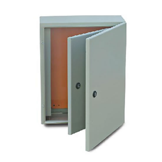 The Distribution Box (Stainless Steel Distribution Box) Avoids a Traffic Accident