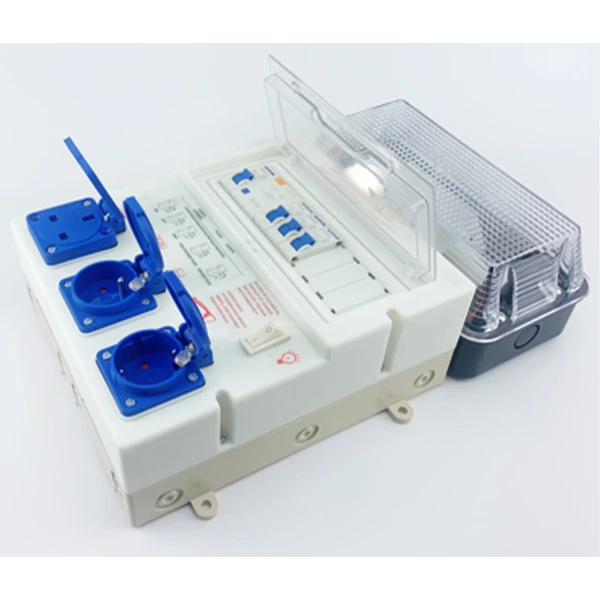 The installation of the small power distribution unit must not be sloppy