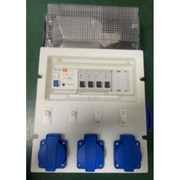 What are the settings for temporary electrical equipment in the distribution box?